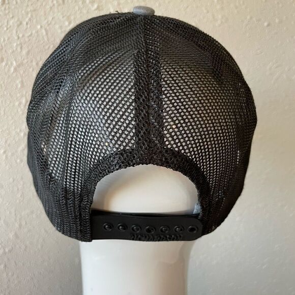 Clearwater River Casino and Lodge Snap Back Mesh Cap EUC - Picture 5 of 7